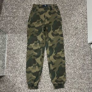 Super high waisted Hollister army green joggers